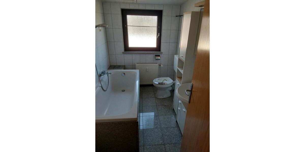 Dachgeschoßwohnung Kamen - 3.5 Zimmer, 58 m&sup2;, 350&euro; | Angebot:25964938