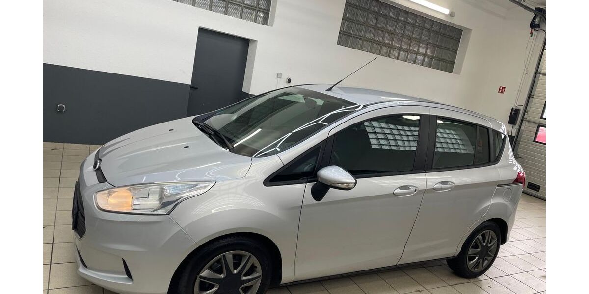 Ford B-Max 148.300 km 4.998 &euro; Kamen 59174