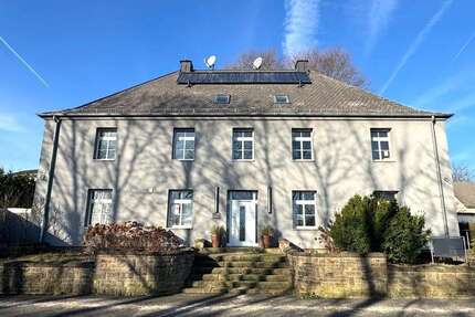 Haus Fröndenberg - 10 Zimmer, 525 m&sup2;, 680.000&euro; | Angebot:27163786