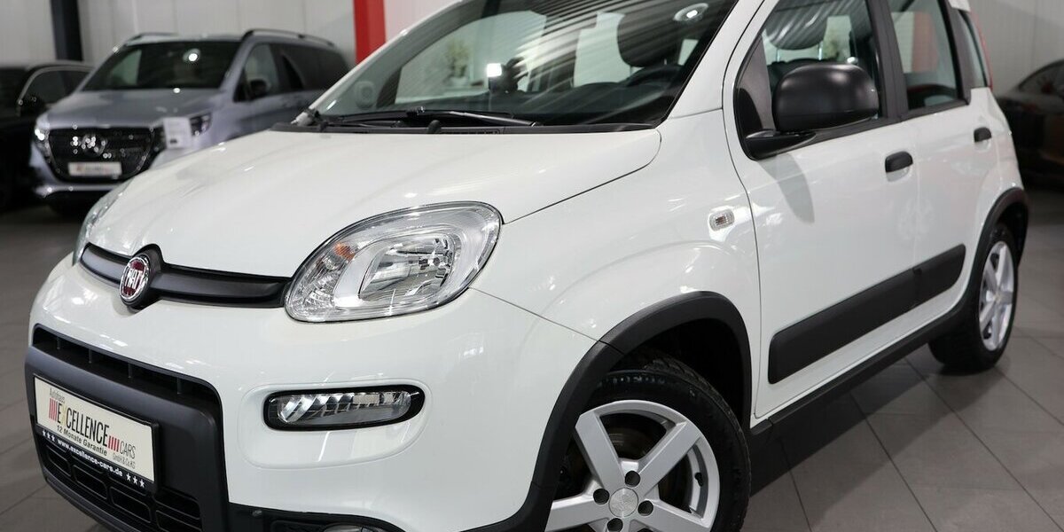 Fiat Panda 1.0 Mild-Hybrid CITY LIFE WHITE / SHZ, PDC 32.000 km 10.444 &euro; Hamm 59077