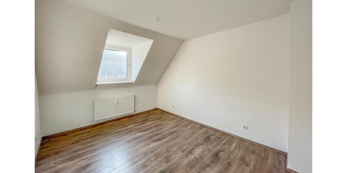 Dachgeschoßwohnung Witten - 3.5 Zimmer, 62 m&sup2;, 590&euro; | Angebot:26192326
