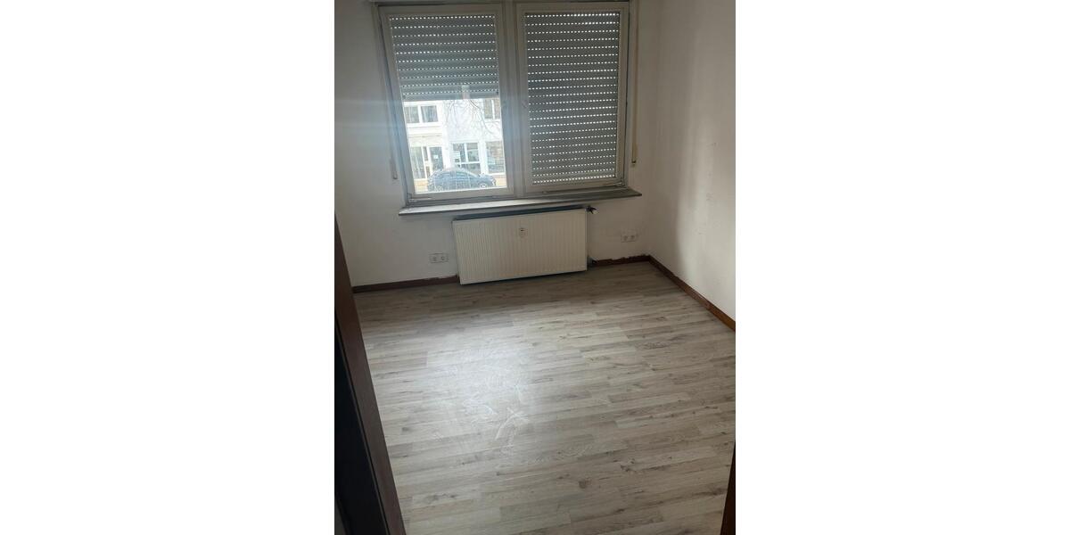 Erdgeschoßwohnung Iserlohn - 4 Zimmer, 130 m&sup2;, 1.370&euro; | Angebot:25855856