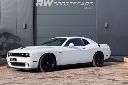 Dodge Challenger 73.000 km 31.900 &euro; Olfen 59399