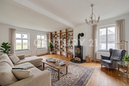 Familiendomizil: Altbau-Charme trifft auf grenzenlose Entfaltungs- und Gestaltungsmöglichkeiten - Haus Lünen | Angebot:26465753
