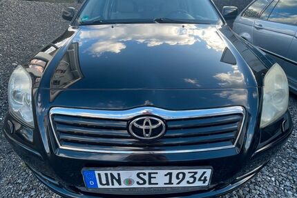 Toyota Avensis 122.000 km 5.797 &euro; Fröndenberg 58730