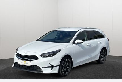 Kia ceed Sportswagon 13.691 km 23.780 &euro; Datteln 45711