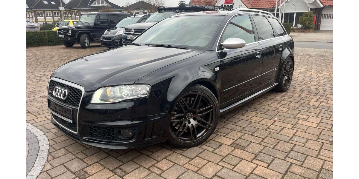 Audi RS4 156.850 km 33.900 &euro; Südkirchen 59394