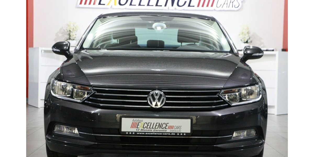 VW Passat 1.4 TSI Comfortline NAVI-DM+APPLE+ANDROID 159.000 km 12.444 &euro; Hamm 59077